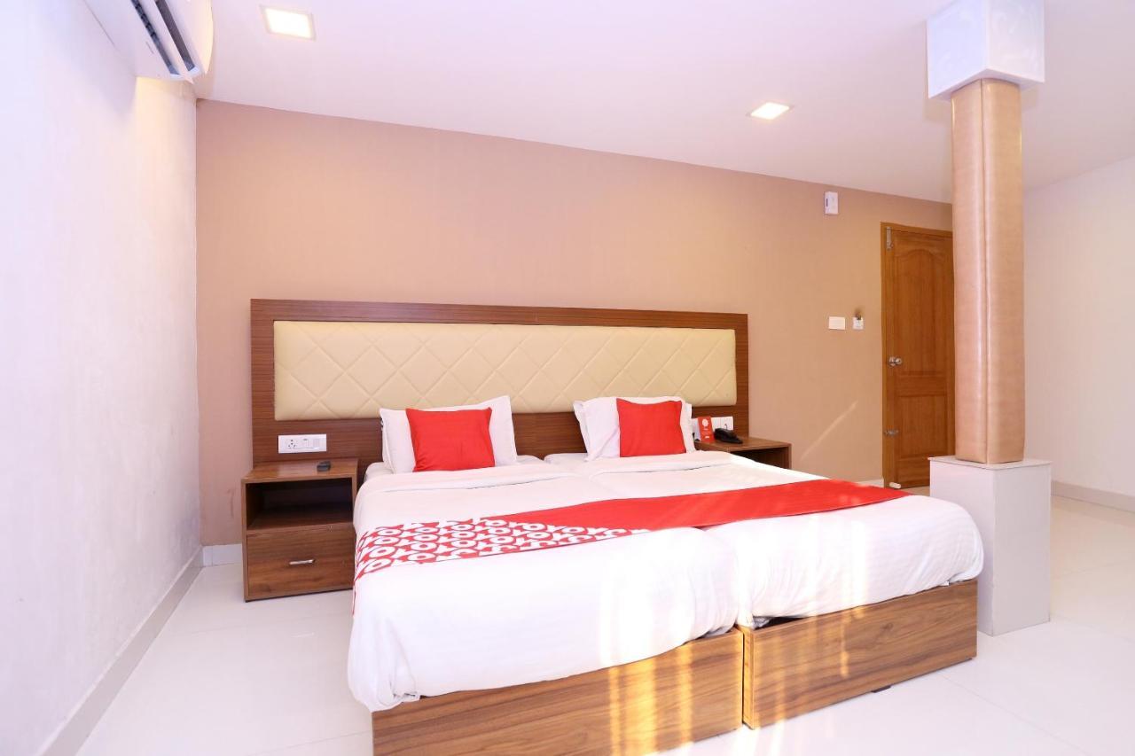 Oyo Flagship 25093 Hotel Thamam Kochi Luaran gambar